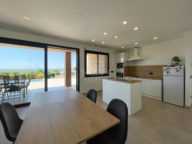 Foto ed4b98b3-5a6d-4968-9336-3ca734d4e8a9. Casa en Palau-saverdera