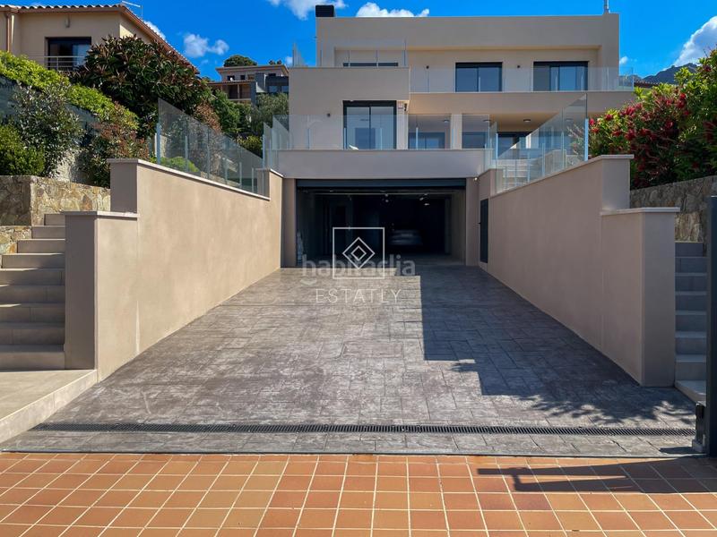 Foto 0b55e981-9966-4b8c-b31b-023dd4ff4e93. Maison avec chauffage parking dans Palau-saverdera