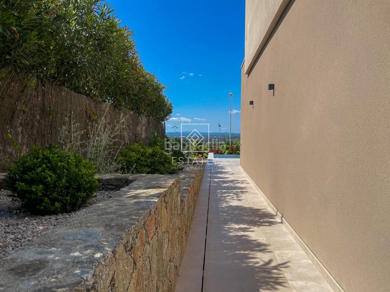 Foto 6178c621-dbf9-46ec-bea3-258c58153ba0. Maison avec chauffage parking dans Palau-saverdera