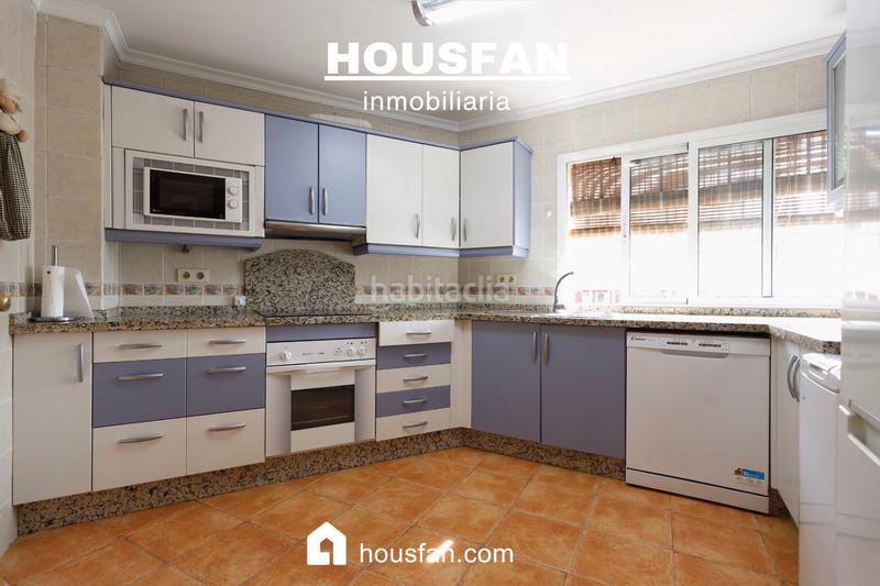 Foto 3ea161d6-0fc0-4ad0-b06f-231c705f7b18. Apartamento  en edificio carolina en Calvario Torremolinos