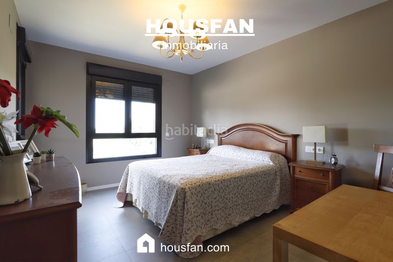 Foto 006675cb-e8fc-4f51-95f4-a0e63ffca190. Xalet amb xemeneia calefacció aparcament piscina a Cáceres