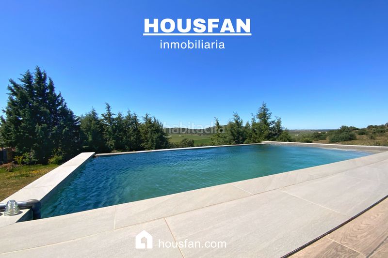 Foto 1527254a-a68d-4b3b-a036-faa8b0f7c12d. Xalet amb xemeneia calefacció aparcament piscina a Cáceres