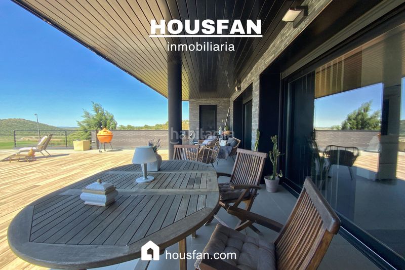 Foto 1ba614cd-3ad8-4fc4-9dbc-621202bffec6. Xalet amb xemeneia calefacció aparcament piscina a Cáceres