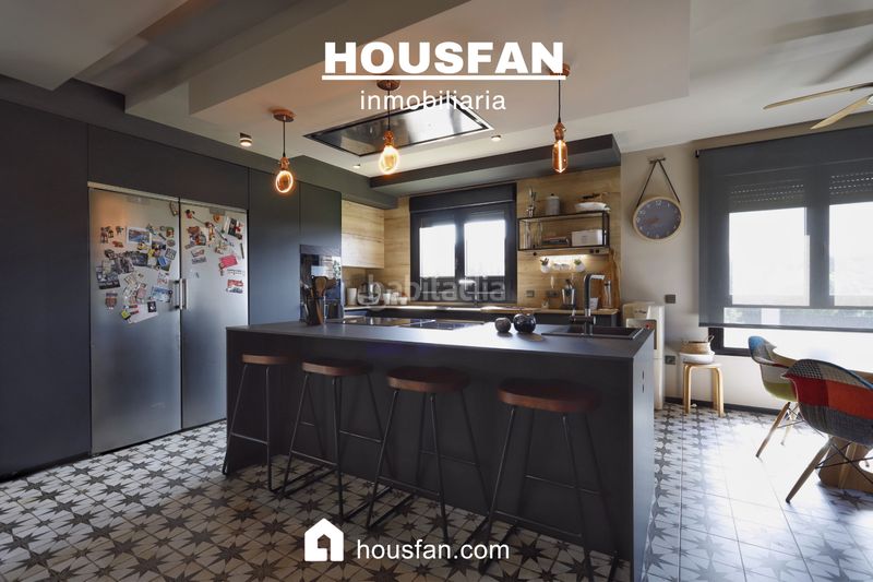 Foto 1c358921-2b5f-45b5-b11d-11314a3494bd. Xalet amb xemeneia calefacció aparcament piscina a Cáceres