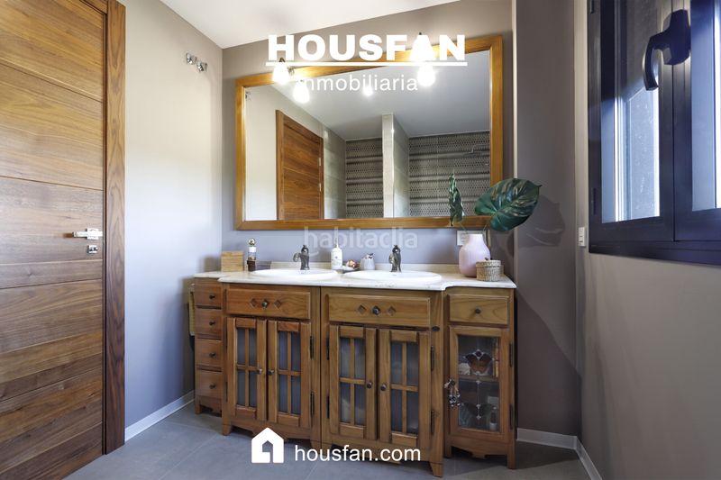 Foto 2aecd29d-ba23-4b38-a914-6de35efda55e. Xalet amb xemeneia calefacció aparcament piscina a Cáceres