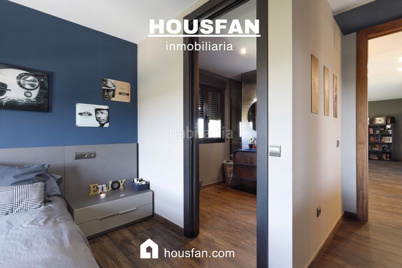 Foto 3a6e1628-4def-4de9-8d9f-bbd68d8ac22f. Xalet amb xemeneia calefacció aparcament piscina a Cáceres