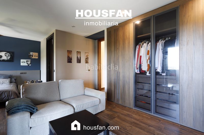 Foto 407549e4-ebe6-408e-bfeb-bcd58a04102d. Xalet amb xemeneia calefacció aparcament piscina a Cáceres