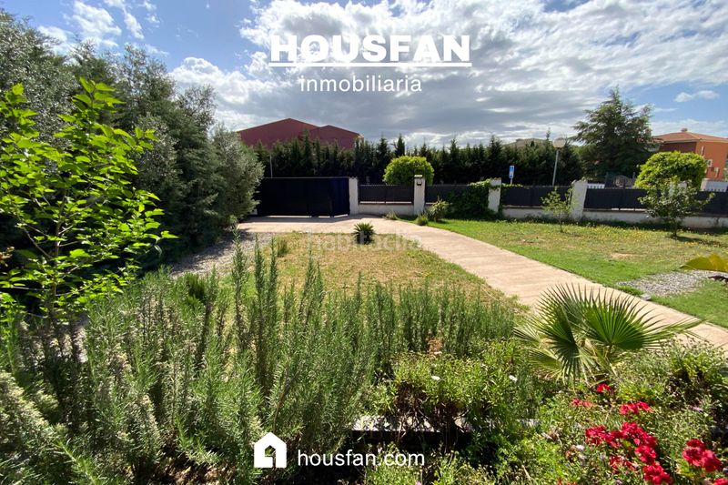 Foto 52ef34cd-1756-48ad-8bb6-eb7a7bccdac8. Xalet amb xemeneia calefacció aparcament piscina a Cáceres