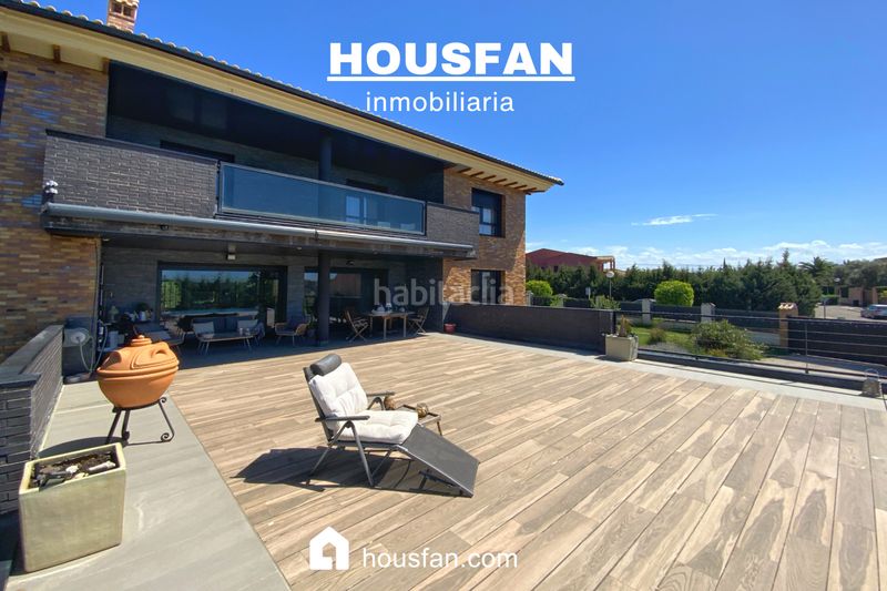 Foto 54ffe217-ca1d-4335-857f-281210c1393a. Xalet amb xemeneia calefacció aparcament piscina a Cáceres