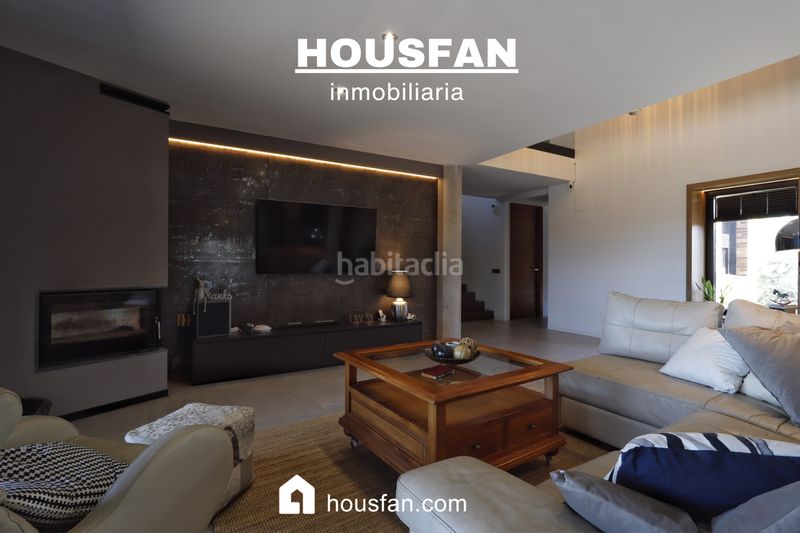 Foto 9021aeee-90c6-4b2b-a2fa-b72c9d3fe9d5. Xalet amb xemeneia calefacció aparcament piscina a Cáceres