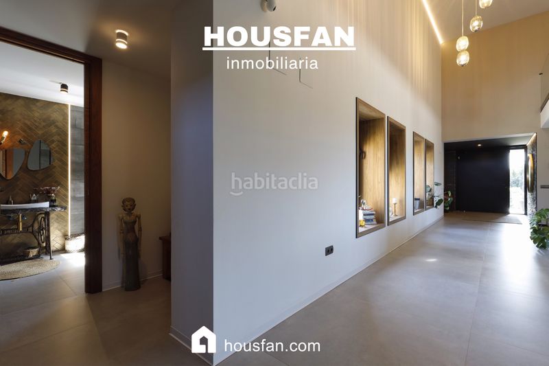 Foto 9f820fa2-e47c-4d51-88cd-0411eebb0932. Xalet amb xemeneia calefacció aparcament piscina a Cáceres