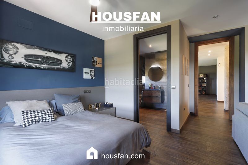 Foto aa9fc769-ed3a-4aca-adae-19e4e64c8944. Xalet amb xemeneia calefacció aparcament piscina a Cáceres