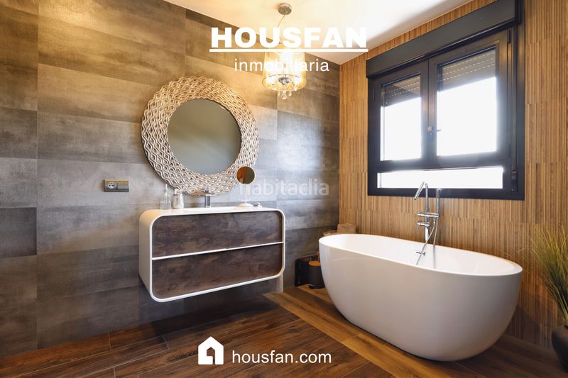 Foto d76ae2a0-232d-428a-bf89-a798df036509. Xalet amb xemeneia calefacció aparcament piscina a Cáceres