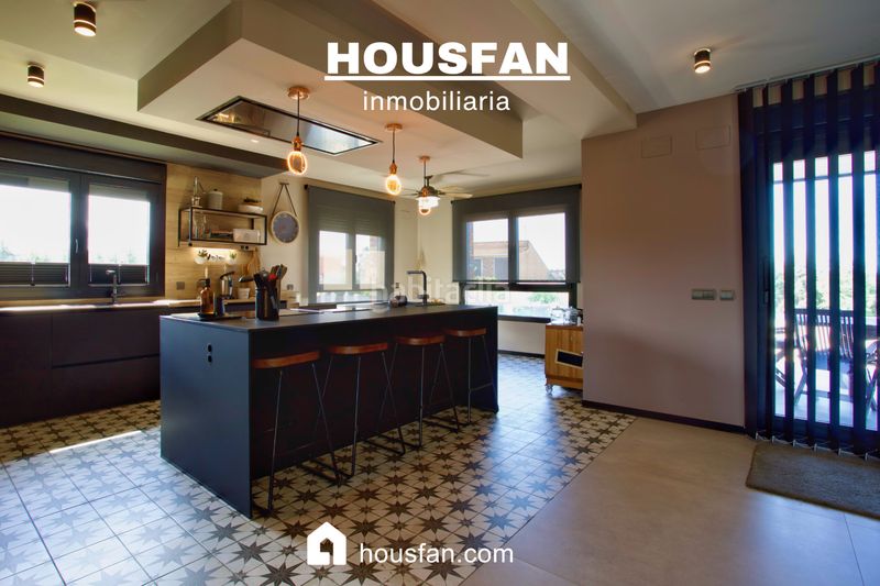 Foto e2e2ba47-7d18-4095-b143-bda3d5b415e5. Xalet amb xemeneia calefacció aparcament piscina a Cáceres