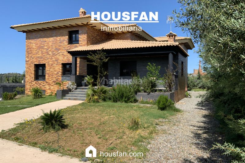 Foto e6587092-9caa-45e2-988c-9b5f8a13308e. Xalet amb xemeneia calefacció aparcament piscina a Cáceres