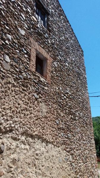 Foto e65fb5e0-8c61-405b-bd06-f8ddf6d18af2. Masia a plaza las eras 1 a Ojacastro