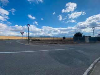 Terreny residencial a Hervías. Parcela urbana