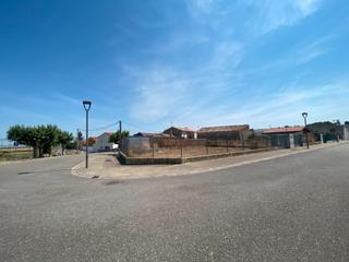 Terreny residencial a Calle lavadero 1. Parcela residencial en esquina