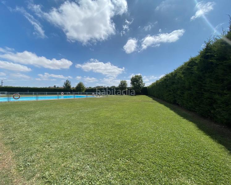 Foto e9e63d85-5bd1-4e1c-84fa-d74f67cd081a. Terreno residenziale in calle pradera 23 in Hervías