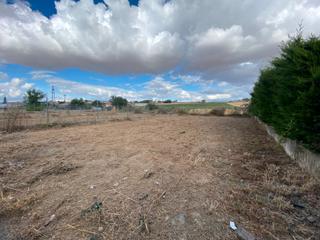 Terreny residencial a Calle pradera 25. Parcela urbana vallada