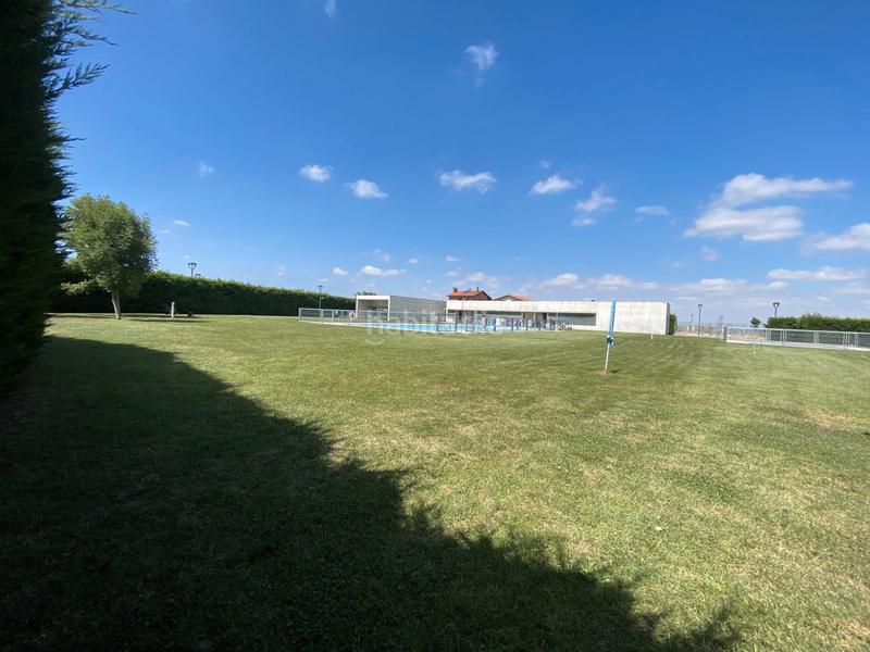 Foto ecf4ad04-841a-4c40-baaf-683b37110a30. Terreno residenziale in calle pradera 6 in Hervías