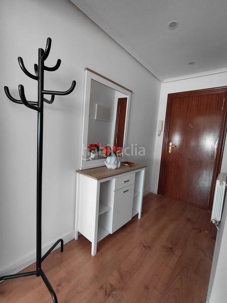 Foto 39b05b6a-2c9c-4ff9-8cc2-6139f7d46158. Apartamento en avenida de alfonso pena 1 apartamento céntrico recién reformado en Santo Domingo de la Calzada