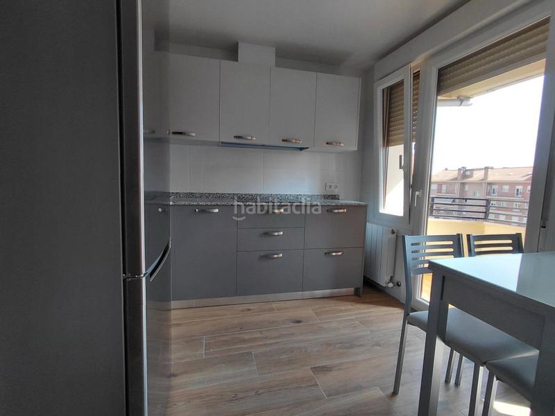 Foto 5ce75881-cf7b-4efc-91e5-78238d3e2be8. Apartamento en avenida de alfonso pena 1 apartamento céntrico recién reformado en Santo Domingo de la Calzada