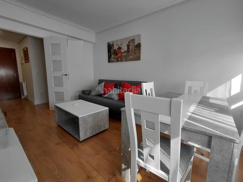 Foto 8a082442-c242-414b-9056-ff7b14039cdf. Apartamento en avenida de alfonso pena 1 apartamento céntrico recién reformado en Santo Domingo de la Calzada