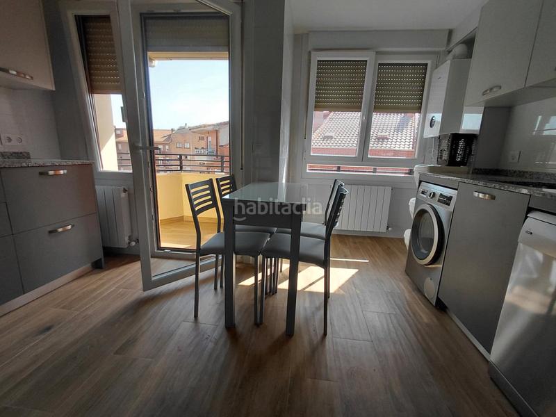 Foto d5a258d9-b321-43f5-88a4-3241f795d58a. Apartamento en avenida de alfonso pena 1 apartamento céntrico recién reformado en Santo Domingo de la Calzada
