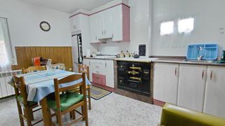 Maison à Nueva 29. Casa en venta en redecilla del camino, 5 dormitorios.