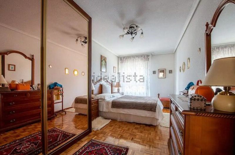 Foto fb45edbe-7e55-4df6-bd09-105d022bf87f. Pis amb calefacció aparcament a Alisal - San Román Santander