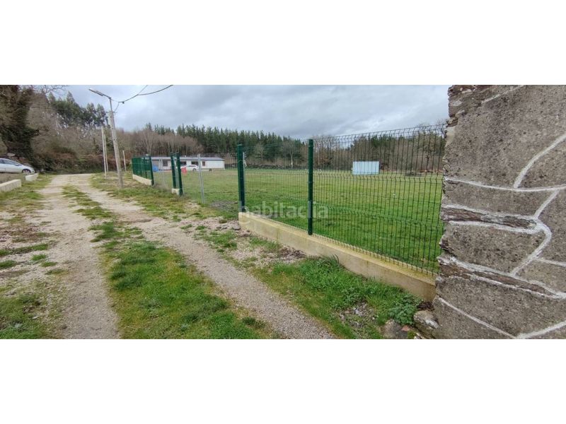 Foto b833eb10-da9e-4cbd-8392-39df7fd3a894. Terreno residencial en Guntín