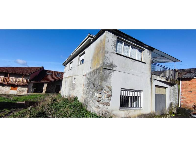 Foto 67bb5155-4325-4f10-ada2-d23365e77b5e. Maison avec parking dans Corgo (O)