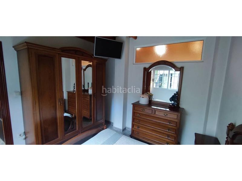 Foto 9cb11231-81af-49bb-af95-950a1cd669d3. Maison avec parking dans Corgo (O)