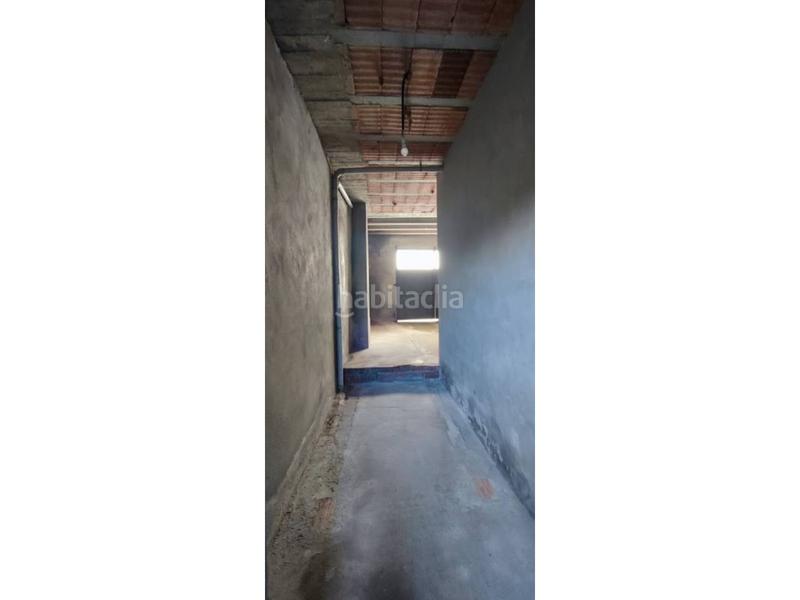 Foto b1c43eb0-94a6-4a7f-8f20-be59ddcd8bbf. Maison avec parking dans Corgo (O)