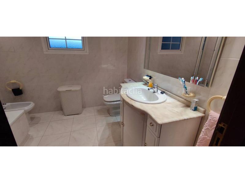 Foto cd2b7256-bd38-4cfe-ae59-3db2904cf71b. Maison avec parking dans Corgo (O)