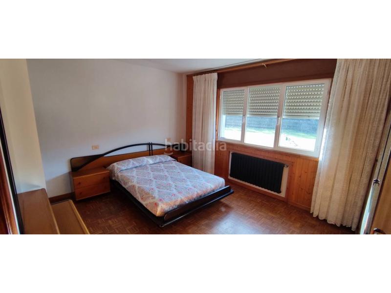 Foto eff418dd-8f24-4e96-977b-a5833da7fd66. Maison avec parking dans Corgo (O)