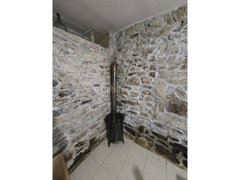 Foto 1bdaf57d-dfae-4ab4-8cb8-dda3a52fe912. Casa con parcheggio in Friol