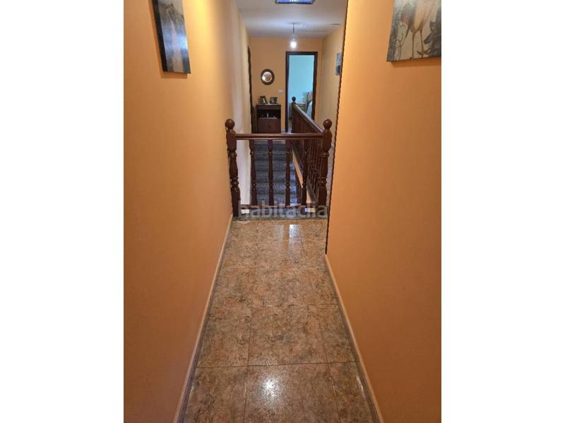Foto ab15417c-6ede-40c4-bcd4-cc6202846e0d. Casa con parcheggio in Friol