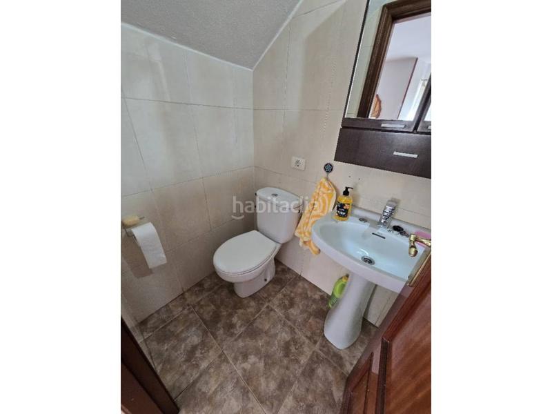 Foto bfe97d25-009f-4c3d-bd10-6d6fbad61c8b. Casa con parcheggio in Friol