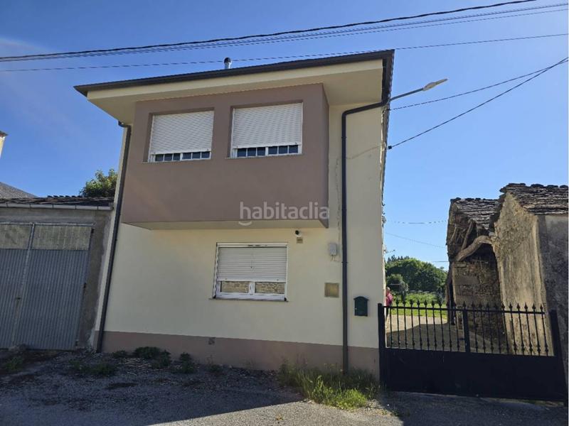Foto c79ee630-aded-4b3e-8386-a24aac5c95a8. Casa con parcheggio in Friol