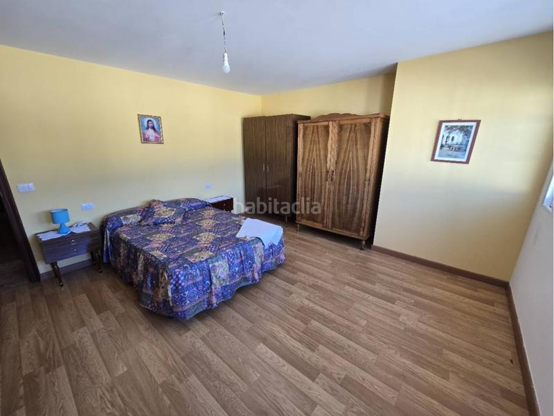 Foto fe490dab-748d-489f-8643-66e4c6295706. Casa con parcheggio in Friol