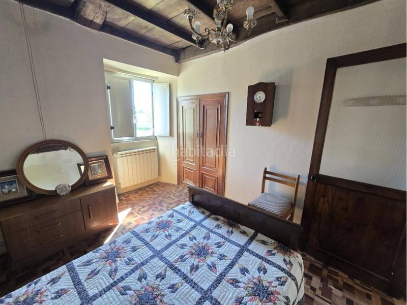 Foto 5c3c6546-cf9a-4504-beb5-9995b6f8a381. Casa  con finca en narla en Friol