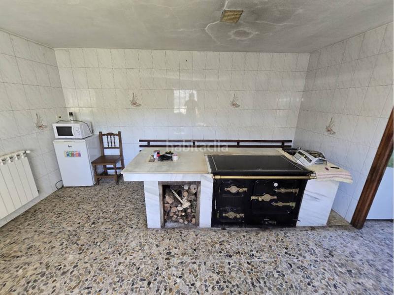 Foto 812a04c0-7c57-4197-bebd-c048061753bb. Casa  con finca en narla en Friol