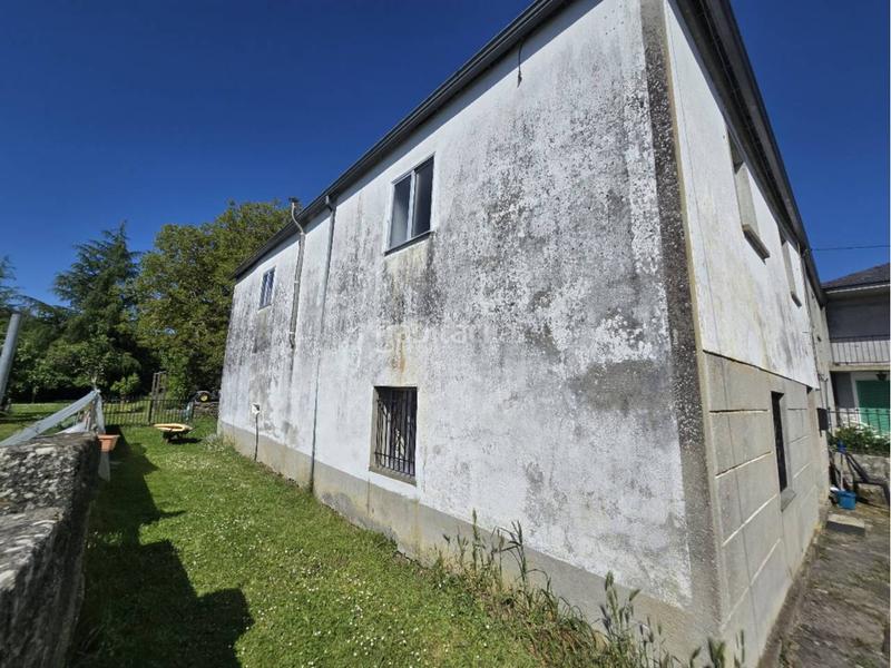 Foto 95369685-c1ce-45bd-a5e1-e15bae252015. Casa  con finca en narla en Friol