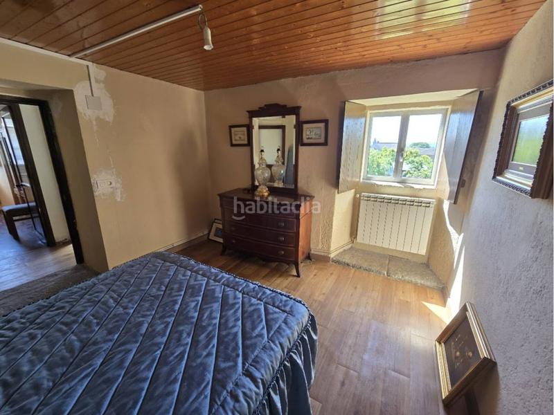 Foto 97b2175d-dc27-410c-8edf-b68a141fd11d. Casa  con finca en narla en Friol