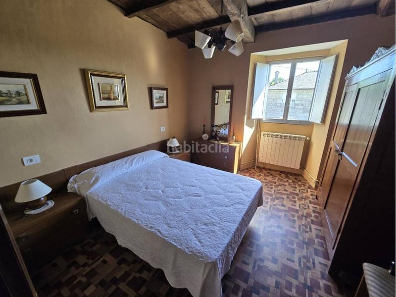 Foto b9801e06-26dc-4c21-bd4e-8c5e0ce496db. Casa  con finca en narla en Friol