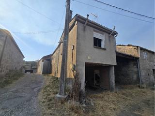 Casa  Pereiramá. Casa con finca de 4.000 m2 edificables en castroverde