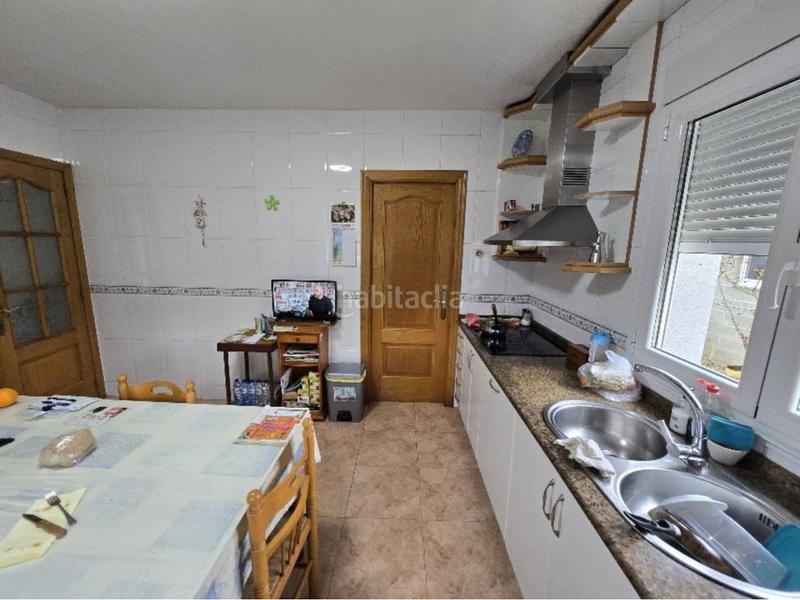 Foto 224911d5-0cb5-4935-930f-f9561952eee1. Chalet with heating parking in Corgo (O)