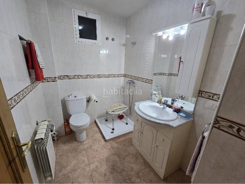 Foto 5bea5979-9ae0-47d1-adc1-2338ea3dc44b. Chalet with heating parking in Corgo (O)